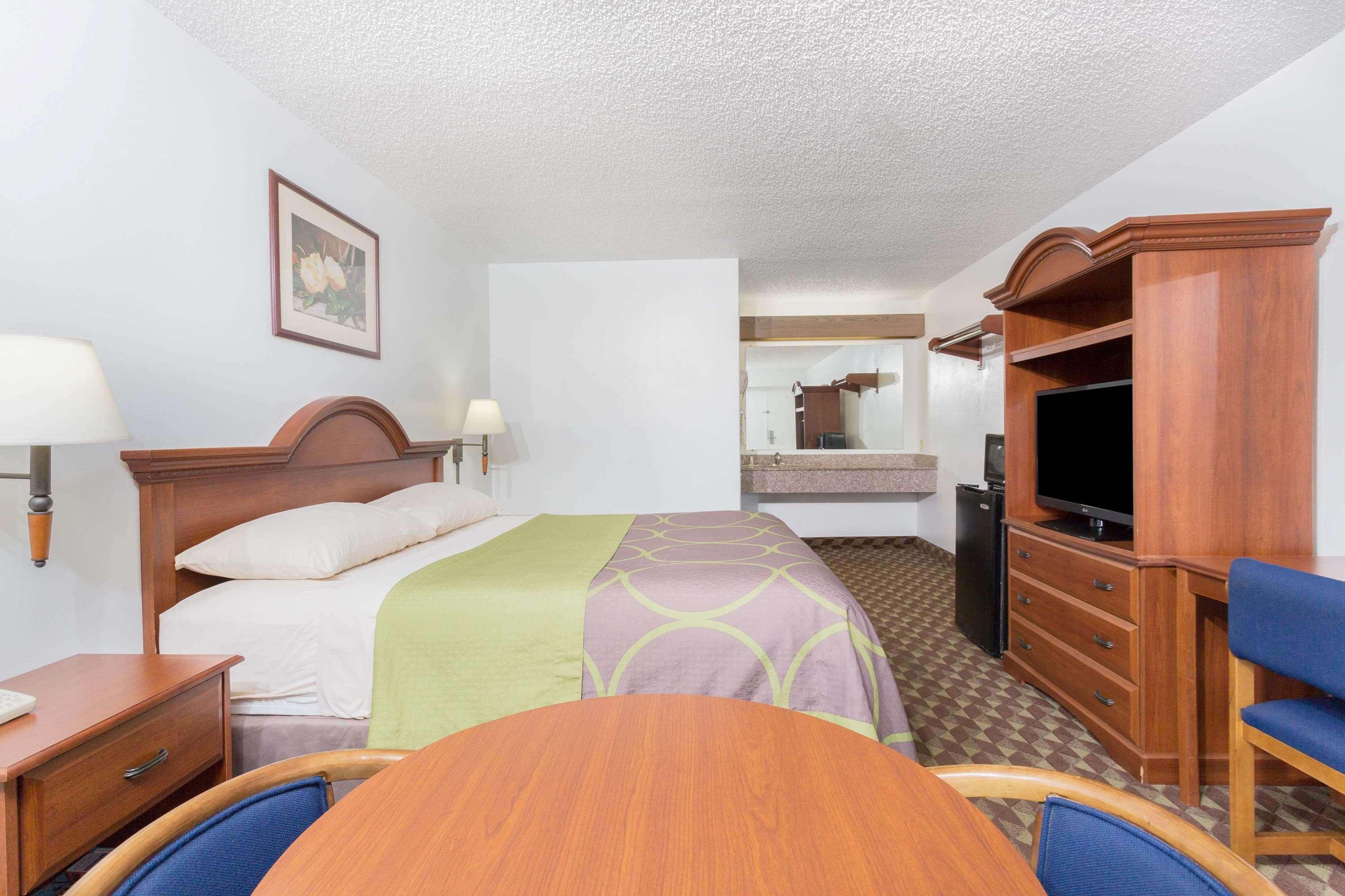 Super 8 By Wyndham Riviera Beach West Palm Beach Екстериор снимка