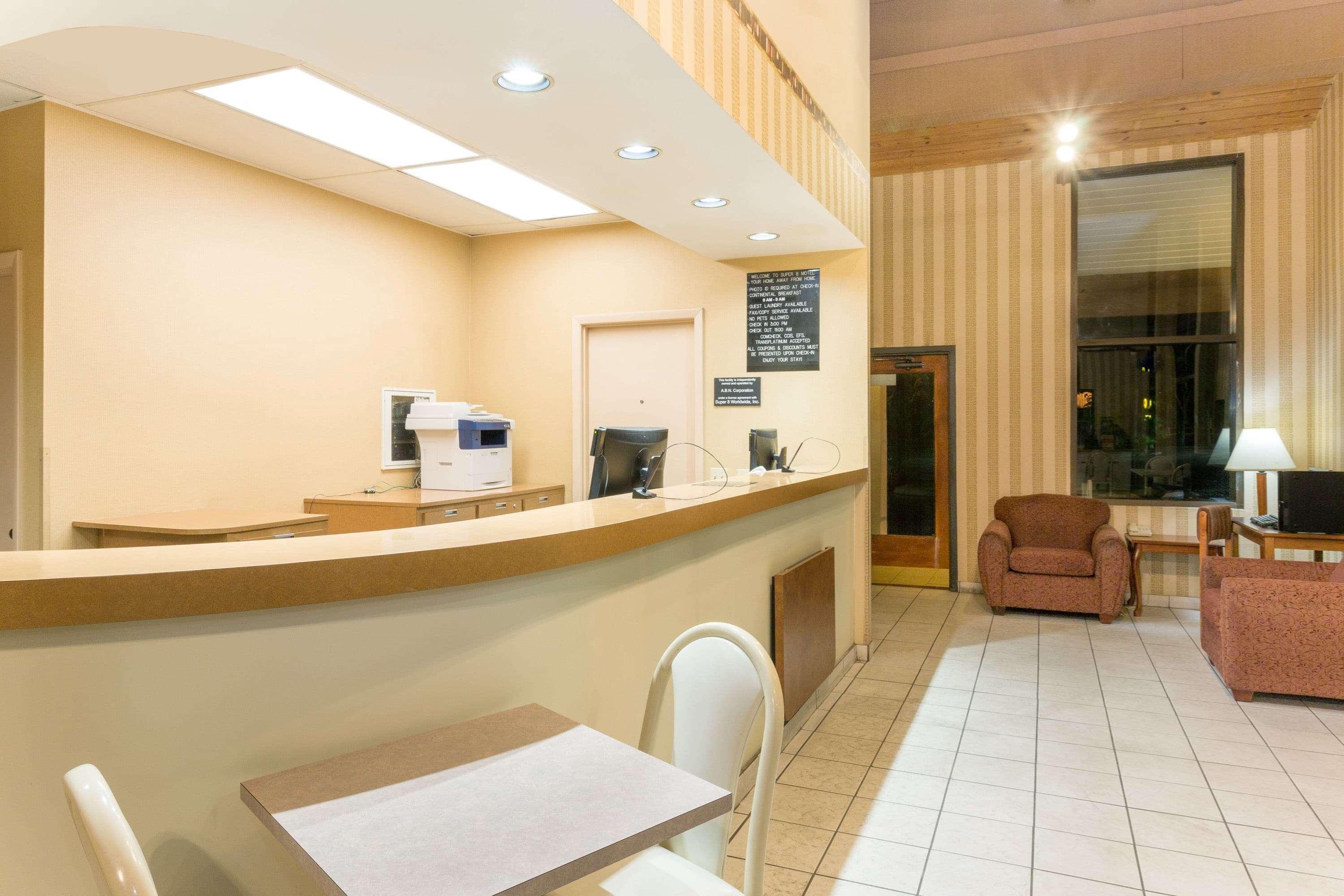 Super 8 By Wyndham Riviera Beach West Palm Beach Екстериор снимка