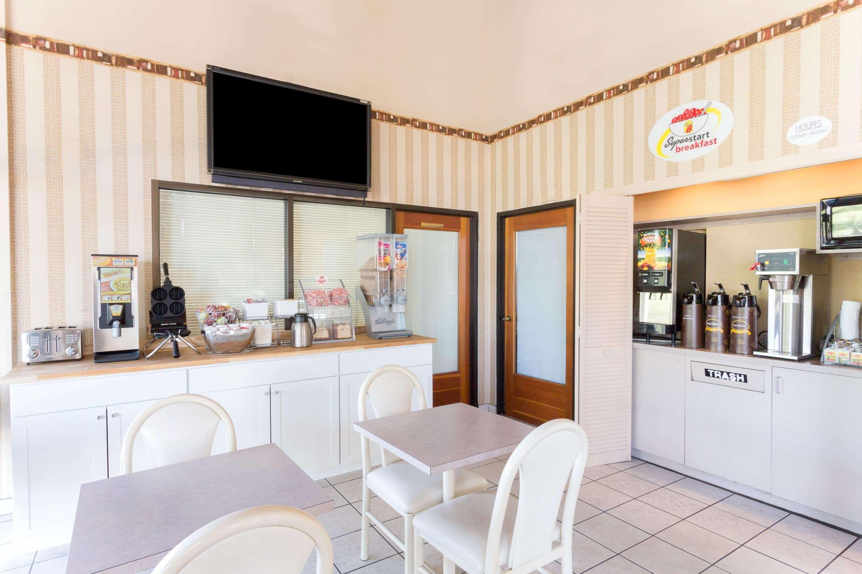 Super 8 By Wyndham Riviera Beach West Palm Beach Екстериор снимка