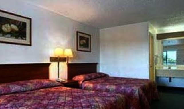 Super 8 By Wyndham Riviera Beach West Palm Beach Екстериор снимка
